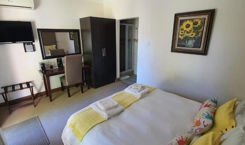 Номер Стандарт Вид на Сад, Acacia Lodge