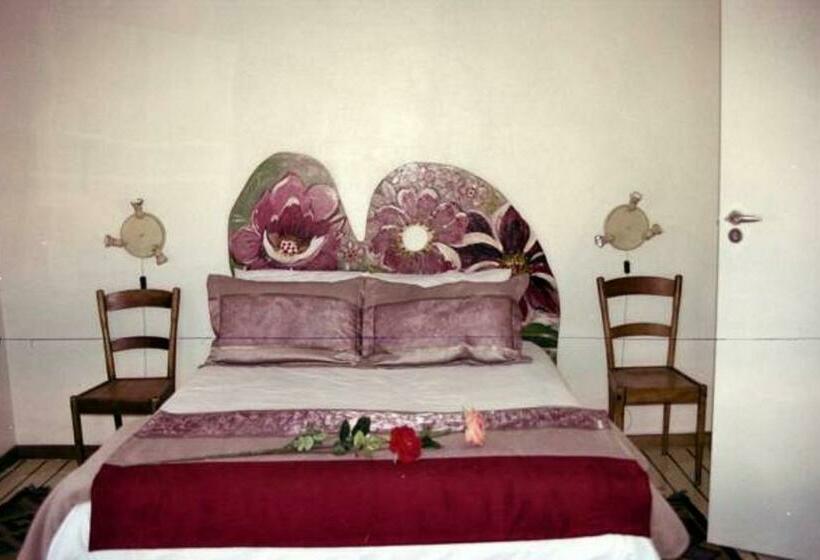 Номер Стандарт Вид на Сад, Aspen Guest House