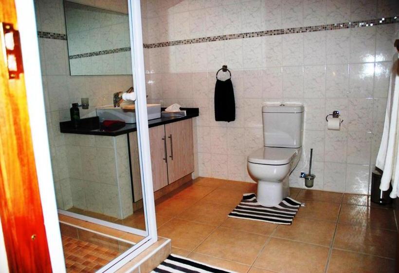 Семейный Номер, Casa Bianca Guest Lodge