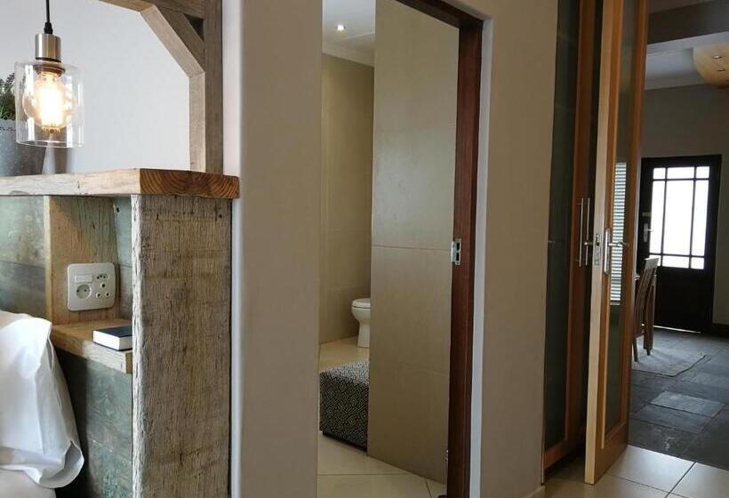 Люкс Кровать Кинг, Lavandula Manor Self Catering