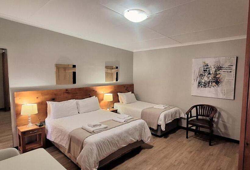 Семейный Номер, Masada Guest House