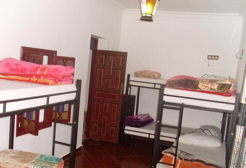 Lit en Chambre Commune, The Medina Hostel
