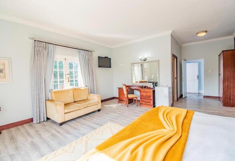 Standard Room King Size Bed, Emakhosini Boutique