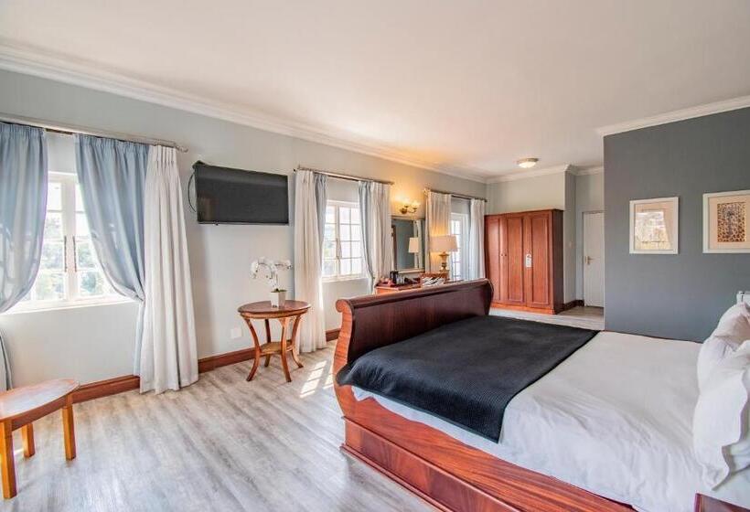 Suite, Emakhosini Boutique