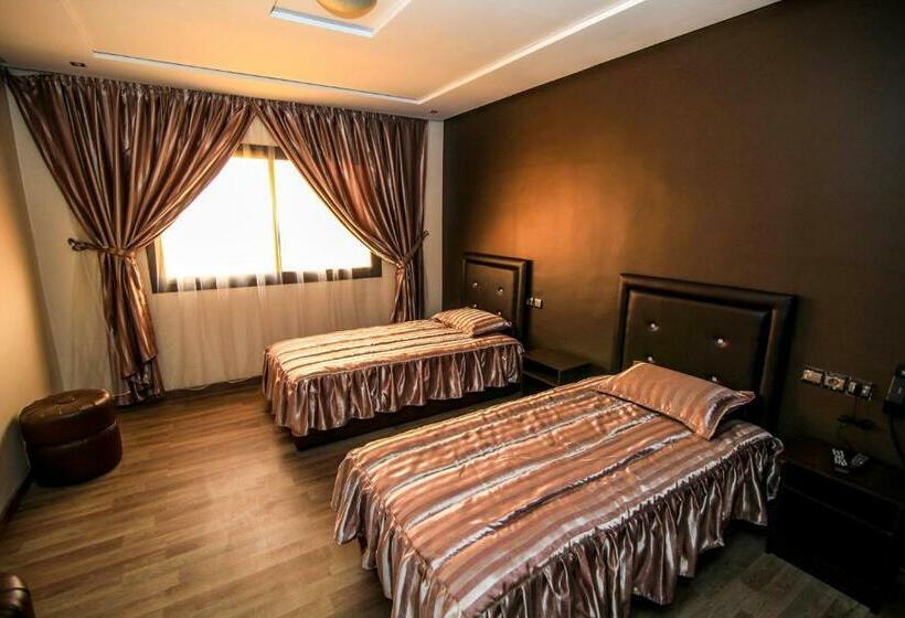 Номер Стандарт, Jedda Douhi El Ouassini
