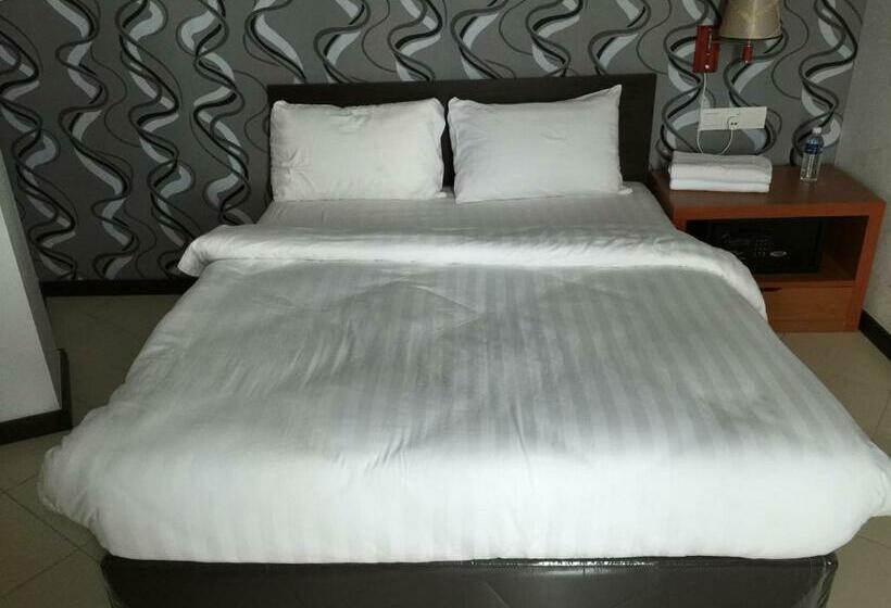Люкс Повышенной Комфортности, Permai Hotel Sibu