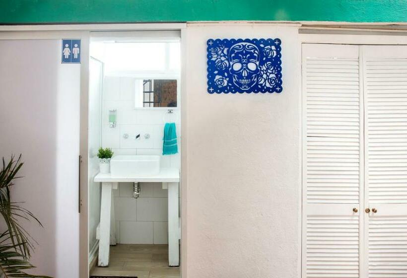 اتاق استاندارد سه نفره, Casa índigo Cdmx