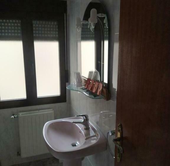 اتاق خانوادگی, Hostal Arribes Del Duero