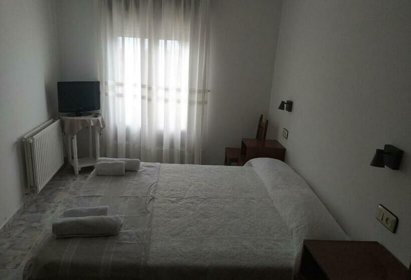 اتاق خانوادگی, Hostal Arribes Del Duero