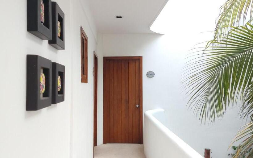 オーシャンビュースーペリアールーム, El Fuerte Beach Apartments