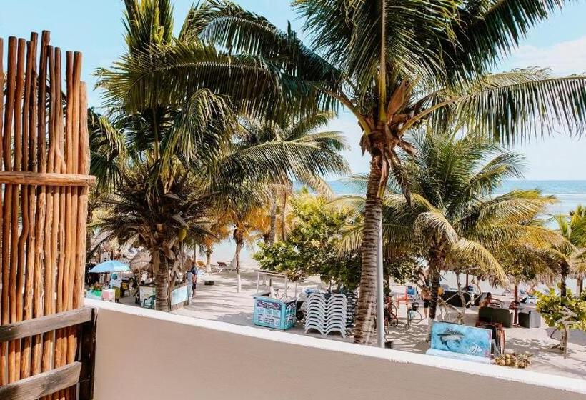 バルコニー付きスタンダードルーム, El Fuerte Beach Apartments
