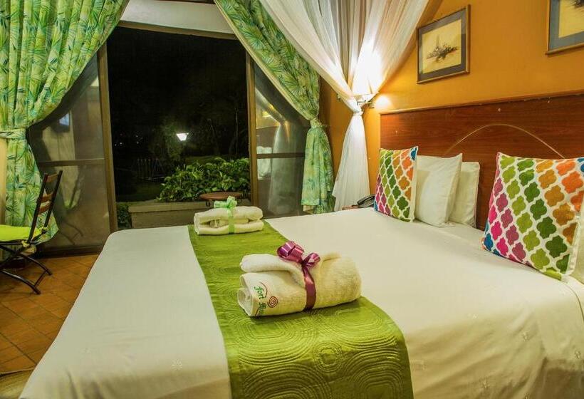 بنگله خانوادگی, Fort Motel