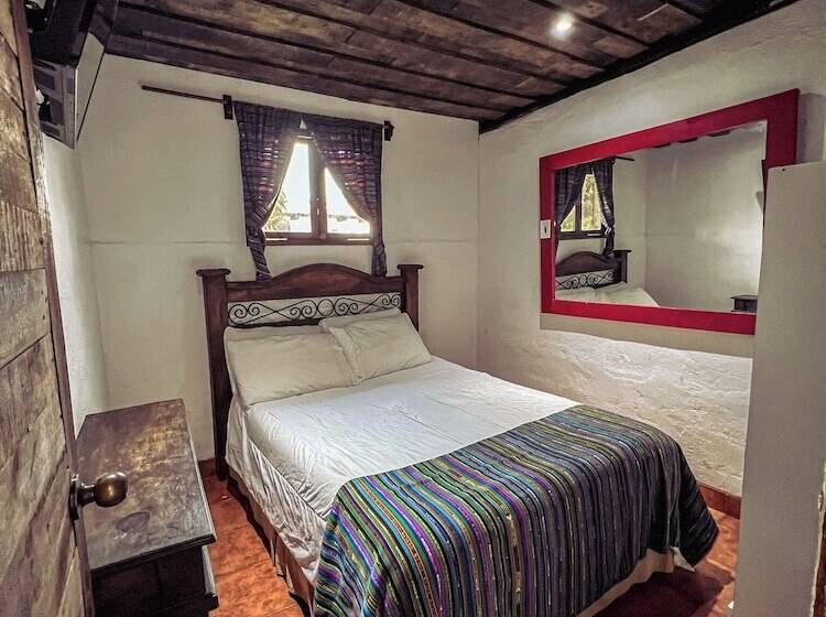 اتاق استاندارد با سرویس بهداشتی مشترک, Hostal Antigüeño