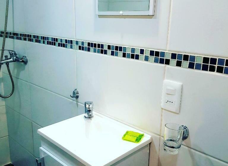 Семейный Номер Deluxe, Montevideo Port Hostel