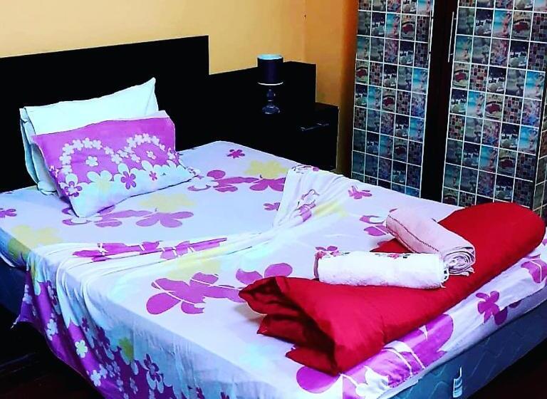 Семейный Номер, Montevideo Port Hostel
