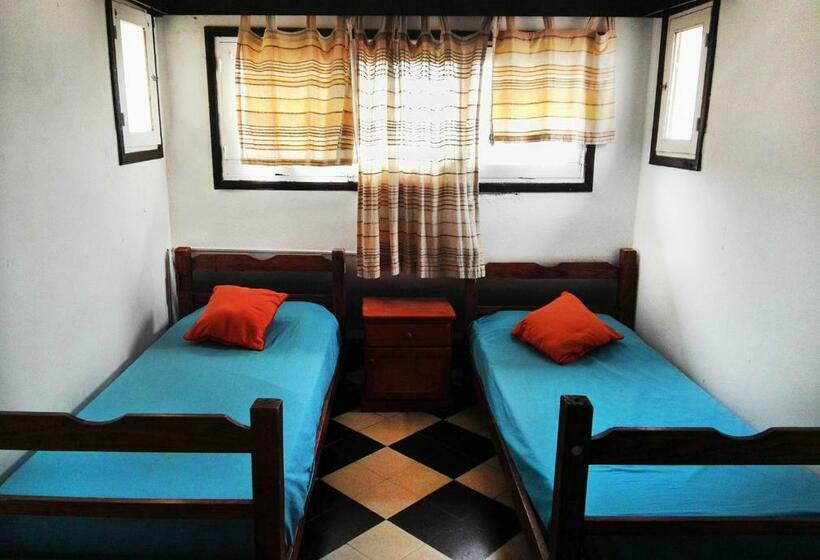 Номер Стандарт, Planet Punta Del Este Hostel