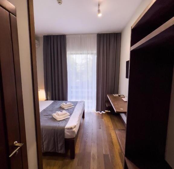 스탠다드 룸, Nebos Hotel & Restaurant