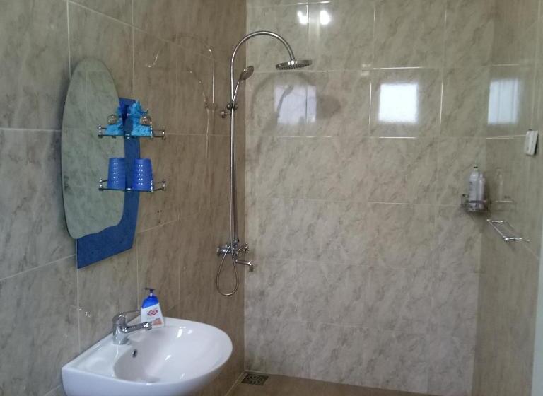 标准间, Palms Villa