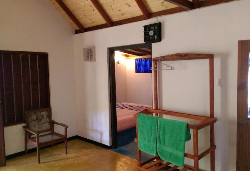 Бунгало Стандарт 2 Спальни, Green Hill Cottage