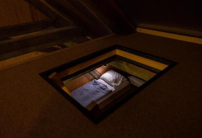 이코노미 쿼드러플룸(공용 화장실), A Hostel Zámecký Pivovar Litomyšl