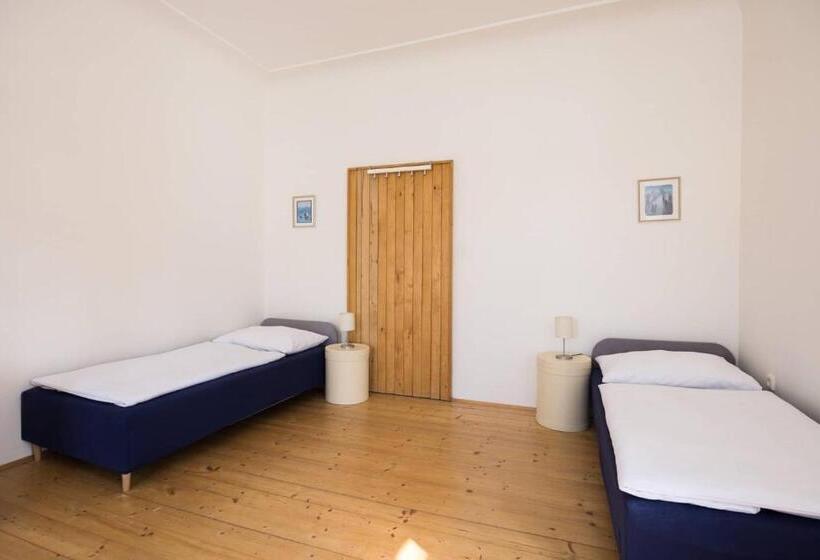Апартаменты 2 Спальни, A Hostel Zámecký Pivovar Litomyšl