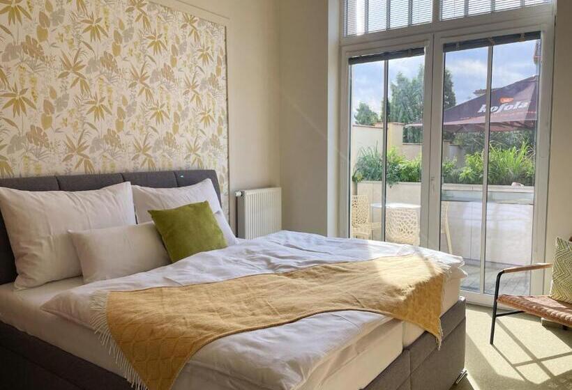 Апартаменты 1 Спальня, Boutique Hotel Golf Garni