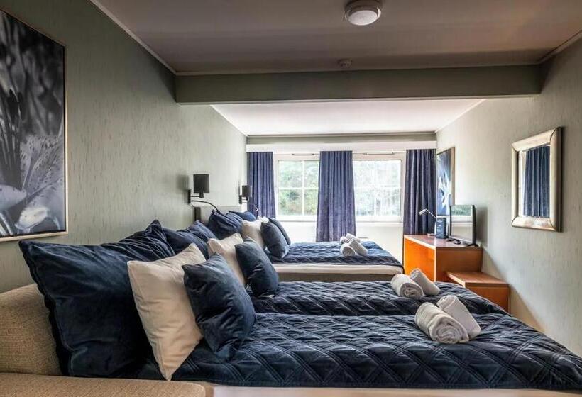 Семейный Номер, Storebaug Hotell & Kro