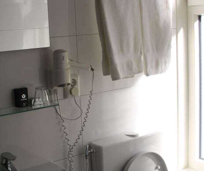 اتاق استاندارد, Zee En Duin