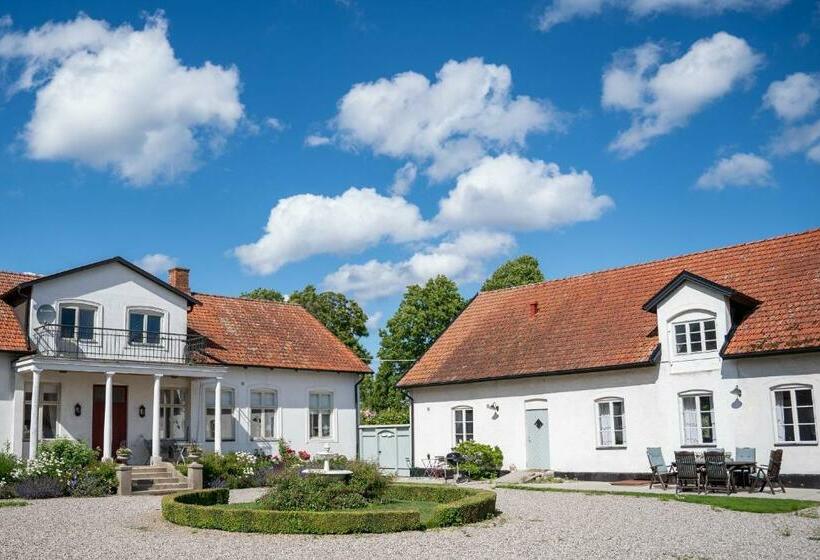 Номер Стандарт Трехместный, Svabesholms Kungsgårds B&b Och Pensionat Stenshuvud
