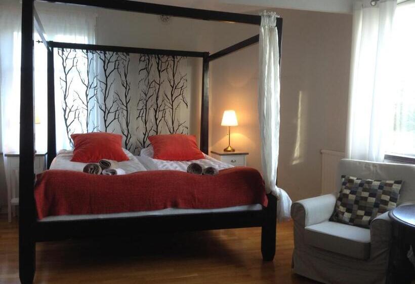 Дом 1 Спальня, Svabesholms Kungsgårds B&b Och Pensionat Stenshuvud