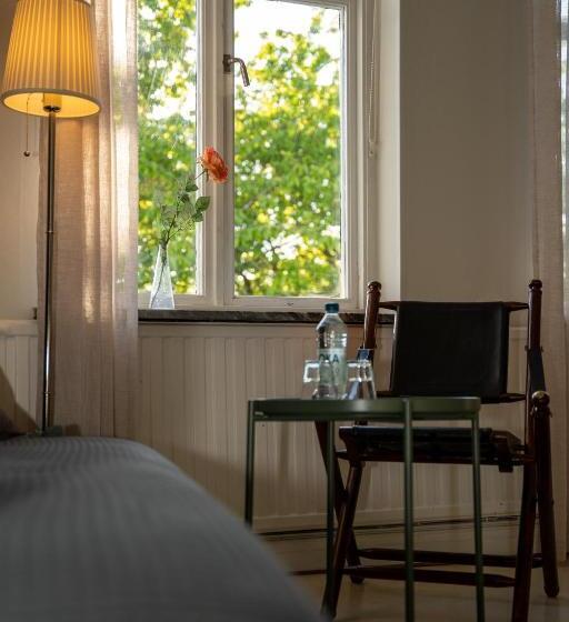 Семейный Номер, Svabesholms Kungsgårds B&b Och Pensionat Stenshuvud