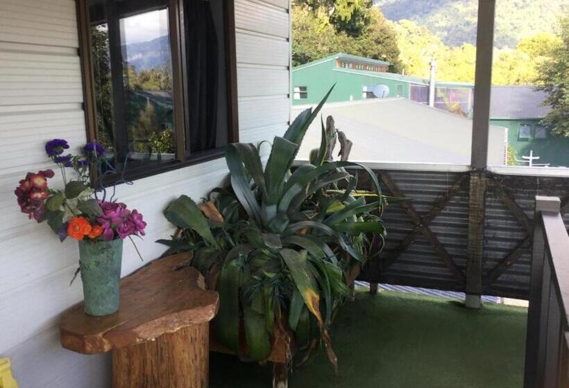 Номер Стандарт, Ivorytowers Accommodation
