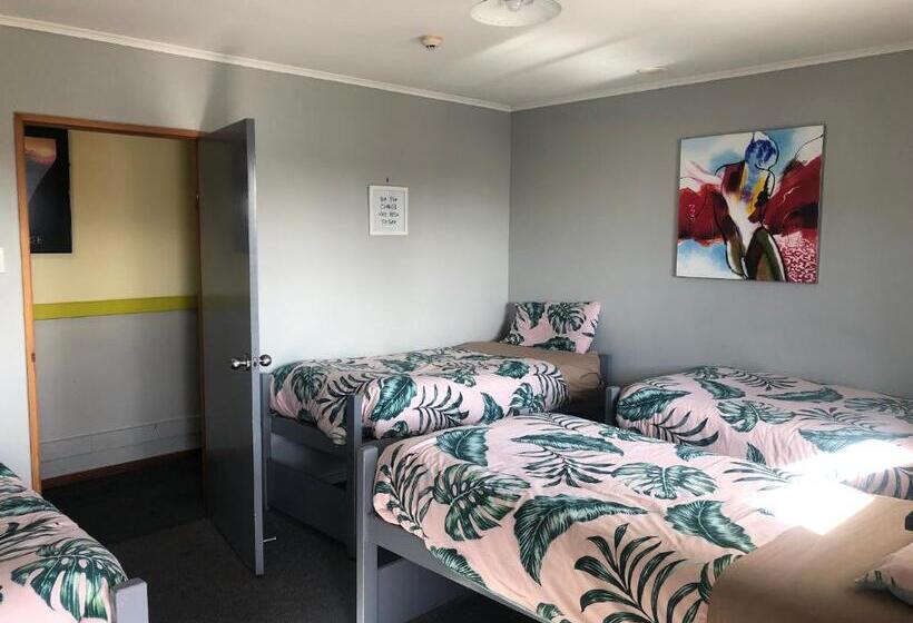 4인용 스탠다드 룸, Ivorytowers Accommodation