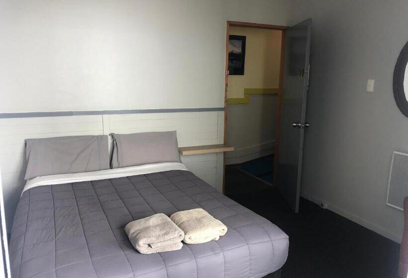 Номер Стандарт, Ivorytowers Accommodation