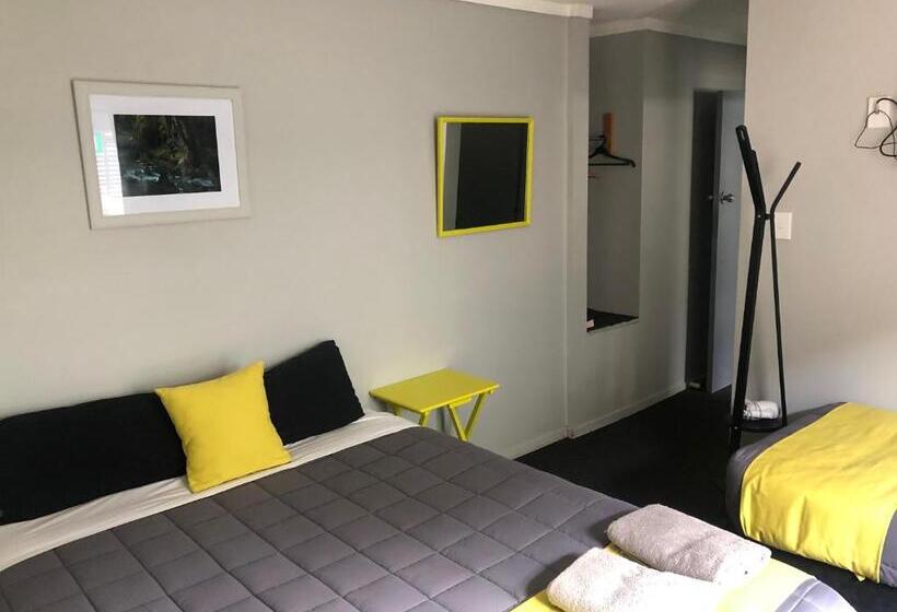 Номер Стандарт, Ivorytowers Accommodation
