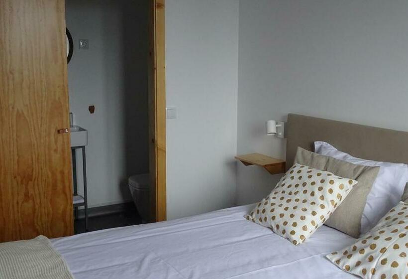 스탠다드 룸, Madeira Surf Camp