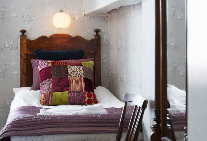 اتاق استاندارد چهار تخته, Strandvillan Hotell Och Bed & Breakfast
