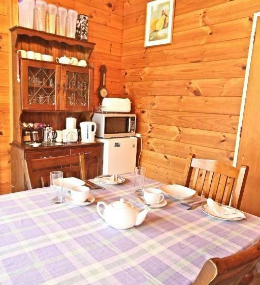 Номер Deluxe Кровать Кинг, Tony S Lodge