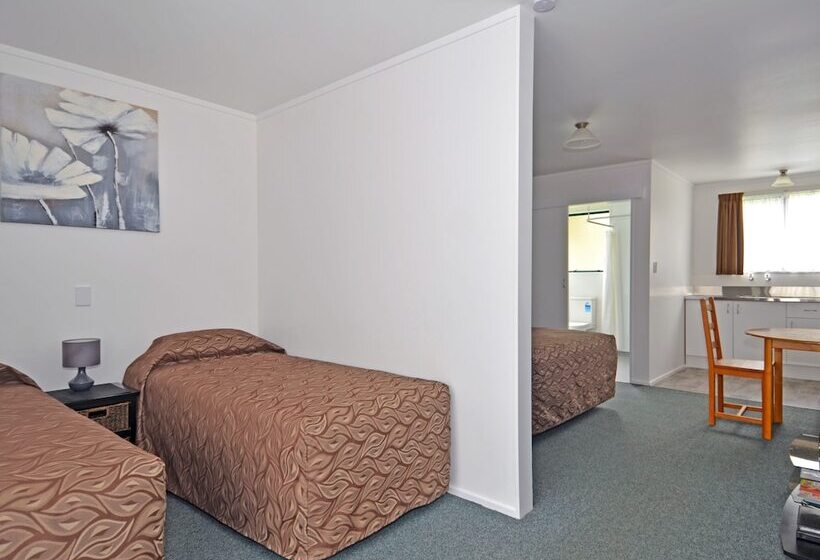 Классический Номер, Celtic Motel