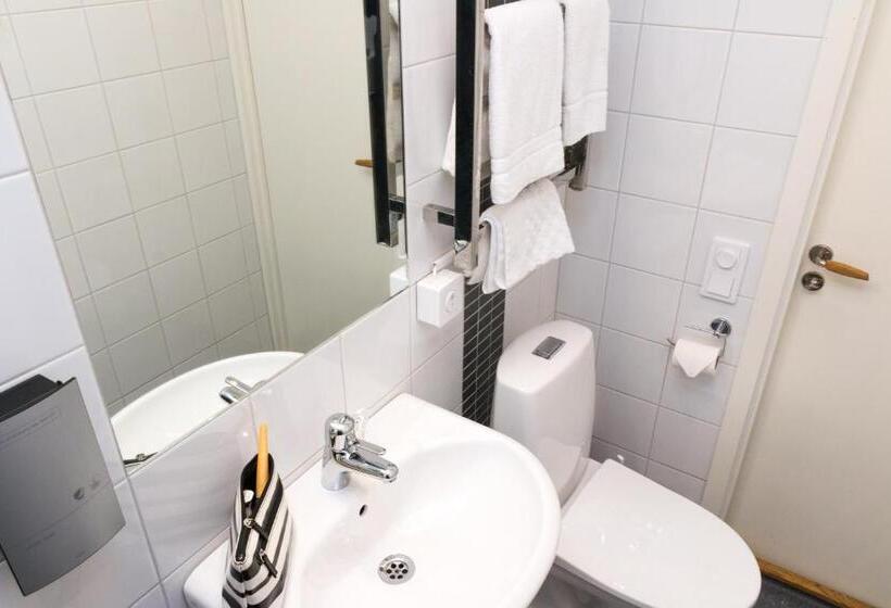 Семейный Номер, Linköpings Cityhotell Och Vandrarhem