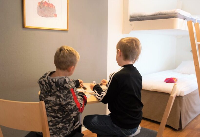 家庭间, Linköpings Cityhotell Och Vandrarhem
