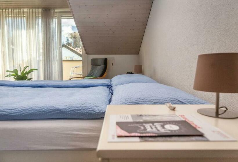 スタンダードルーム, Mybednbreakfast In Bottmingen