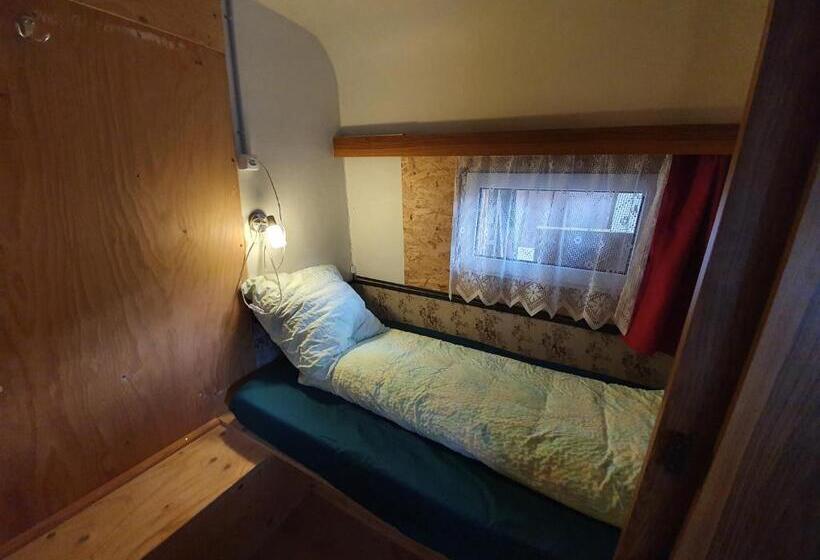 Дом 1 Спальня, Hostel Le Chandelier