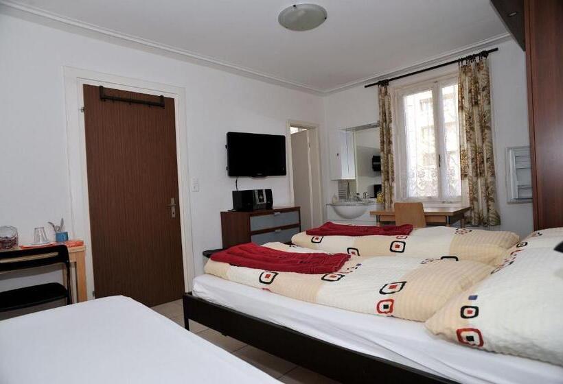 اتاق استاندارد سه نفره, Niros Bed & Breakfast