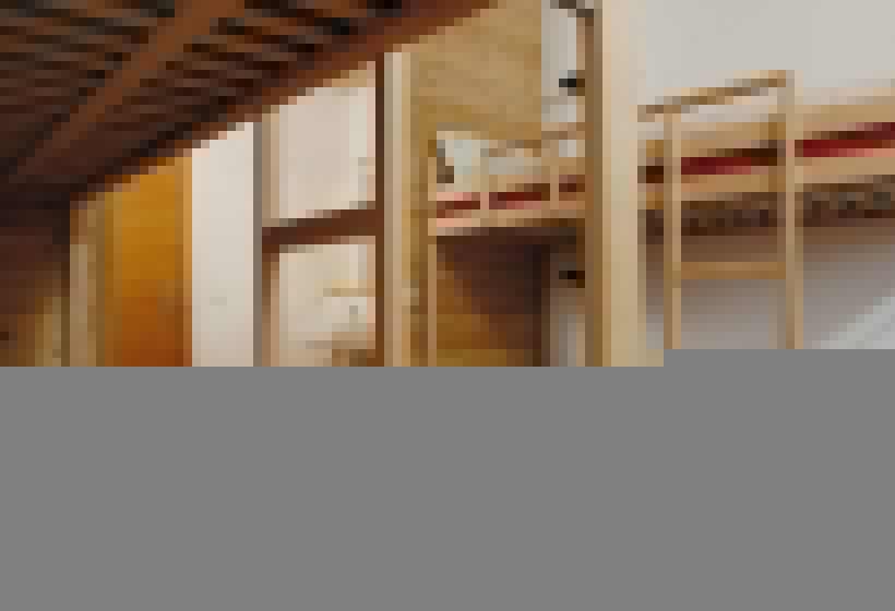 تختخواب در اتاق مشترک, Scuol Youth Hostel
