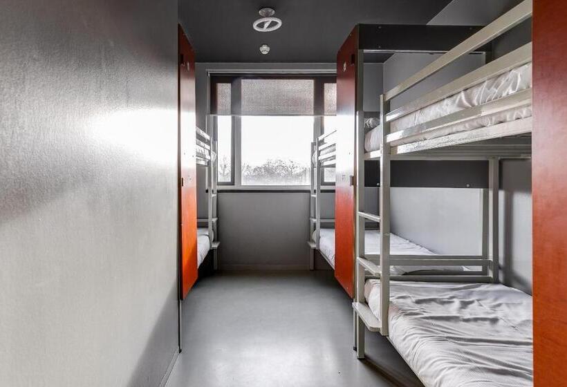 Bed in Shared Room, Clinknoord Hostel