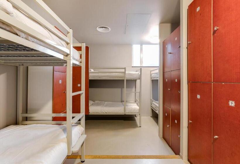 Bed in Shared Room, Clinknoord Hostel