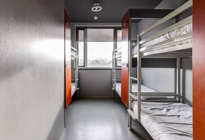 Bed in Shared Room, Clinknoord Hostel