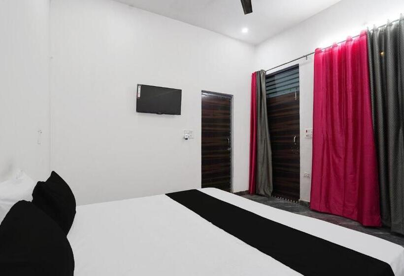 Трехместный Номер Классика, Oyo Kvs Guest House