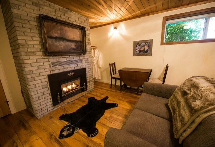 キングサイズベッドのデラックススイート, Skeena River House Bed & Breakfast